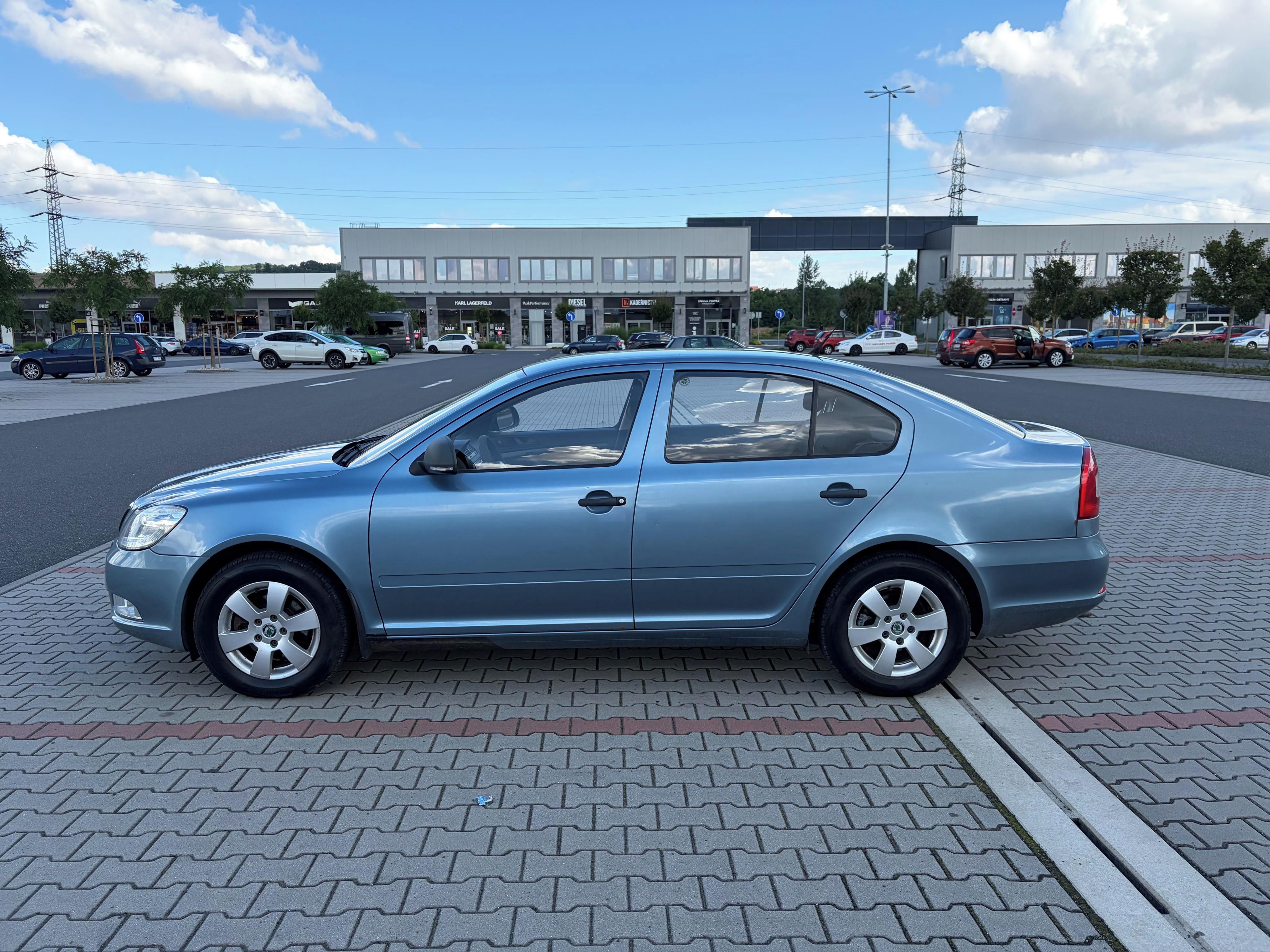 Škoda Octavia, II 1.9 TDi 77kw ČR klima TZ - fotka 6