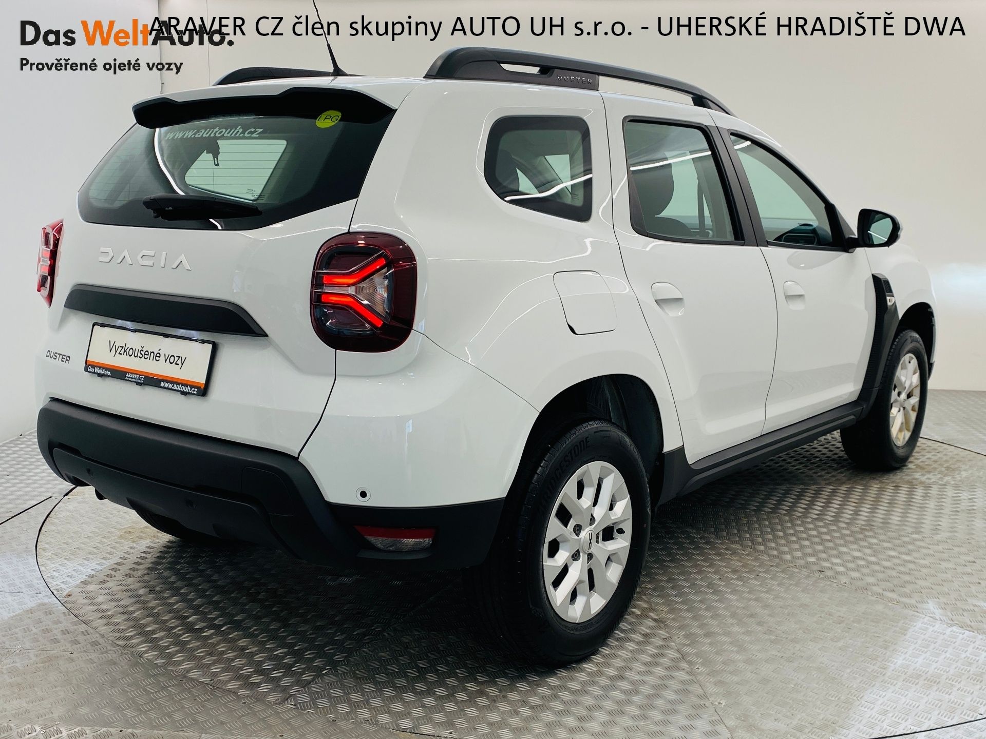 Dacia Duster, 1.0 TCe LPG  67 kW 1. maj. ČR - fotka 2
