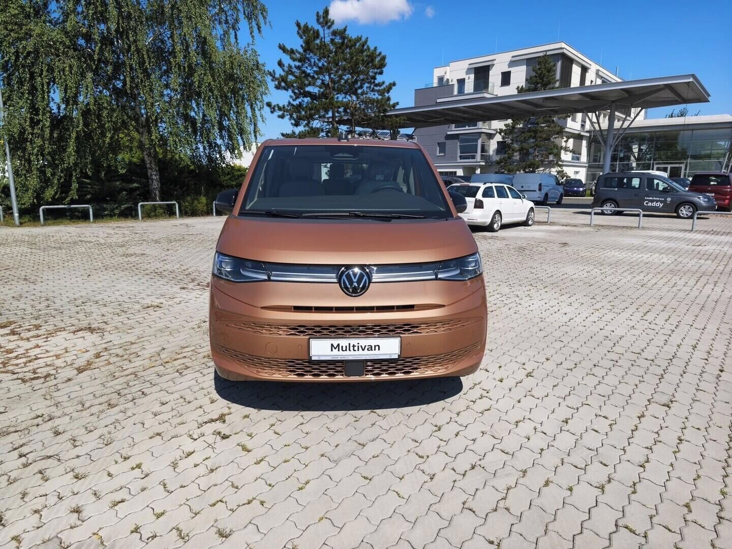 Volkswagen, Multivan Long Style 2,0 TSI 15 - fotka 2