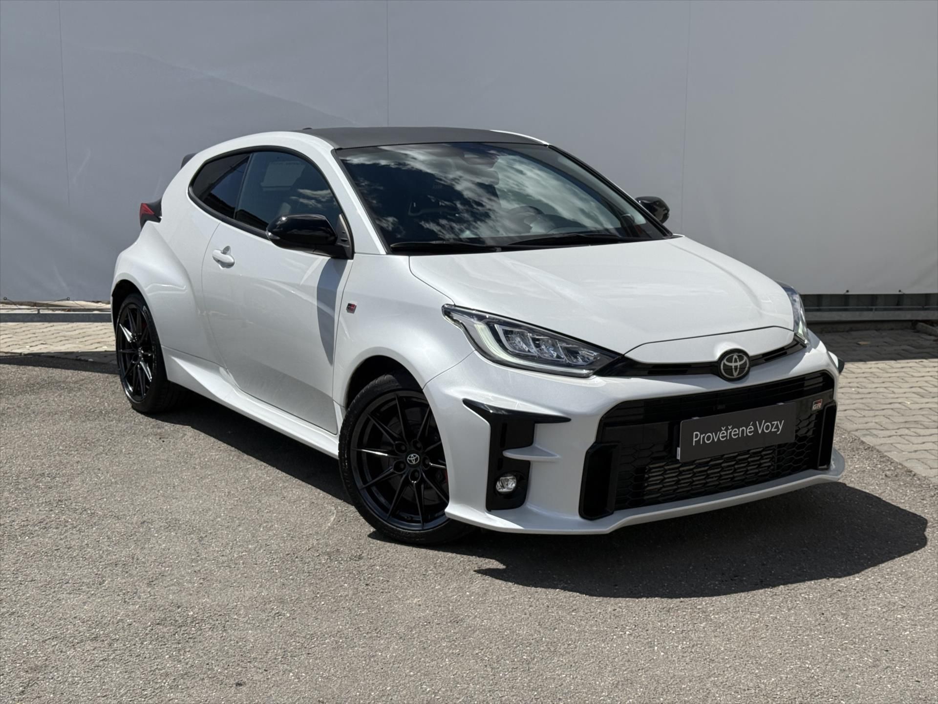 Toyota GR Yaris, 1,6 GR Dynamic + Sport 4x4 - fotka 3