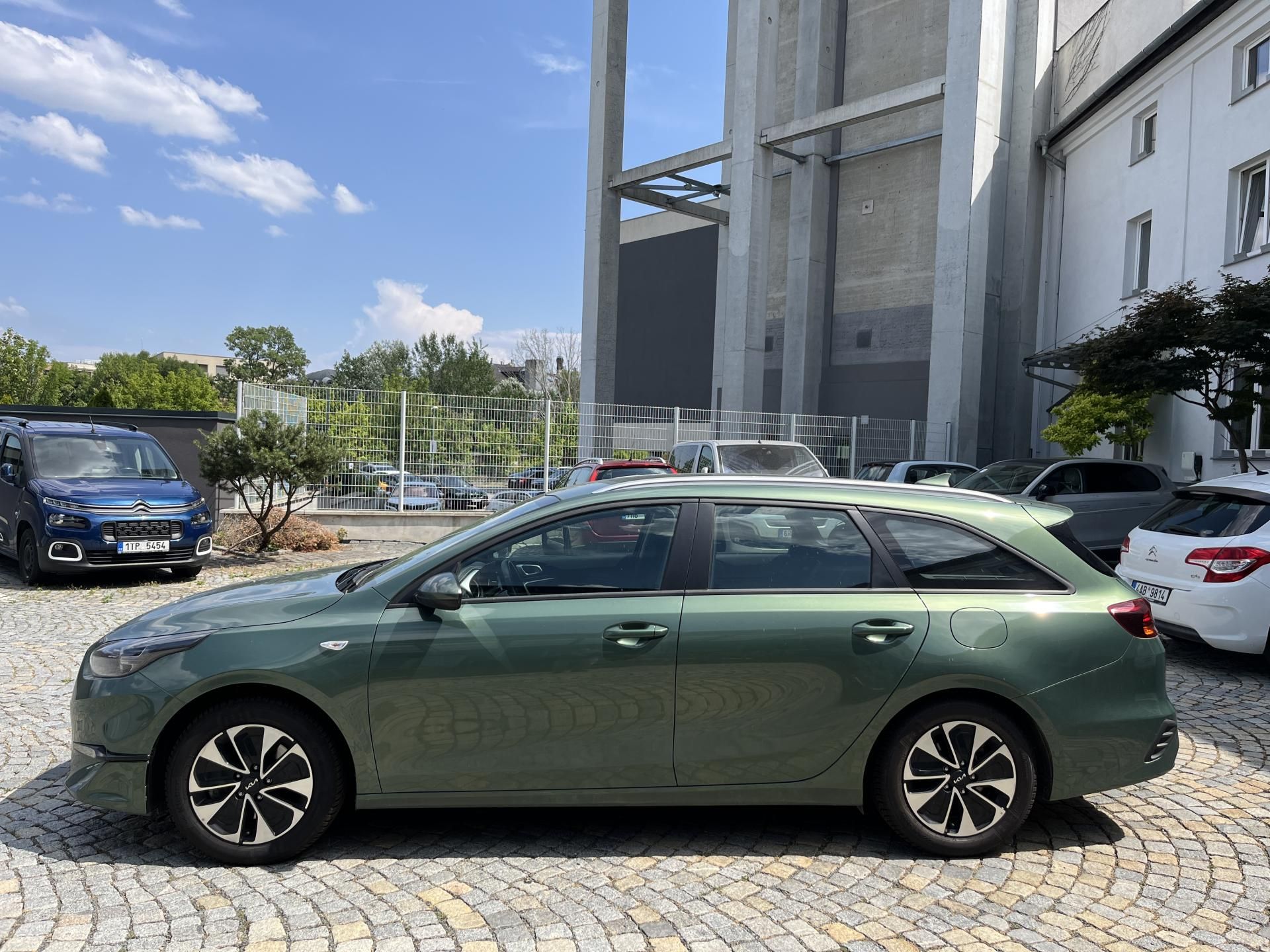 Kia Cee´d - fotka 2