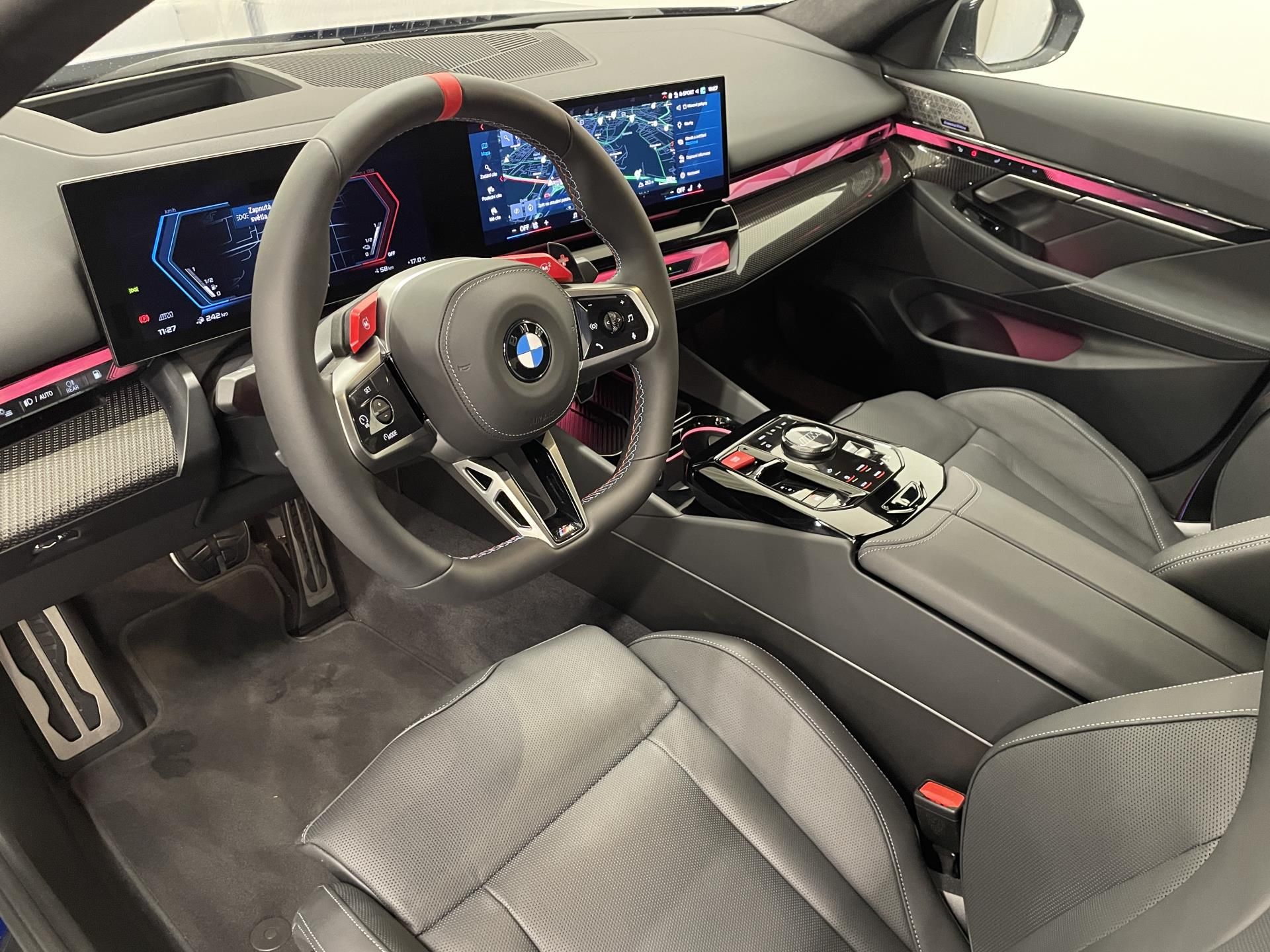 BMW M5, M5 xDrive 1. Majitel - fotka 6