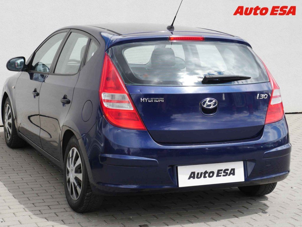 Hyundai i30, 1.4i - fotka 6