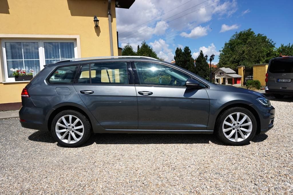 Volkswagen Golf Variant, MATCH 1,0 TSI 81 kW - fotka 3