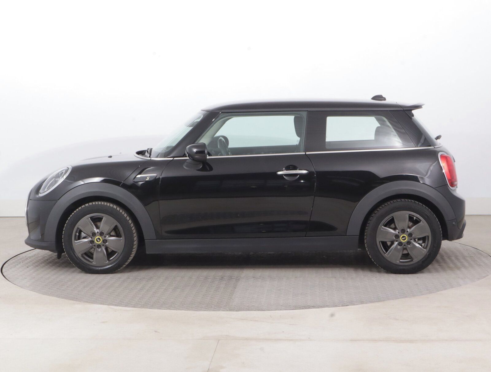 Mini, Cooper SE 32 kWh, SoH 100% - fotka 3