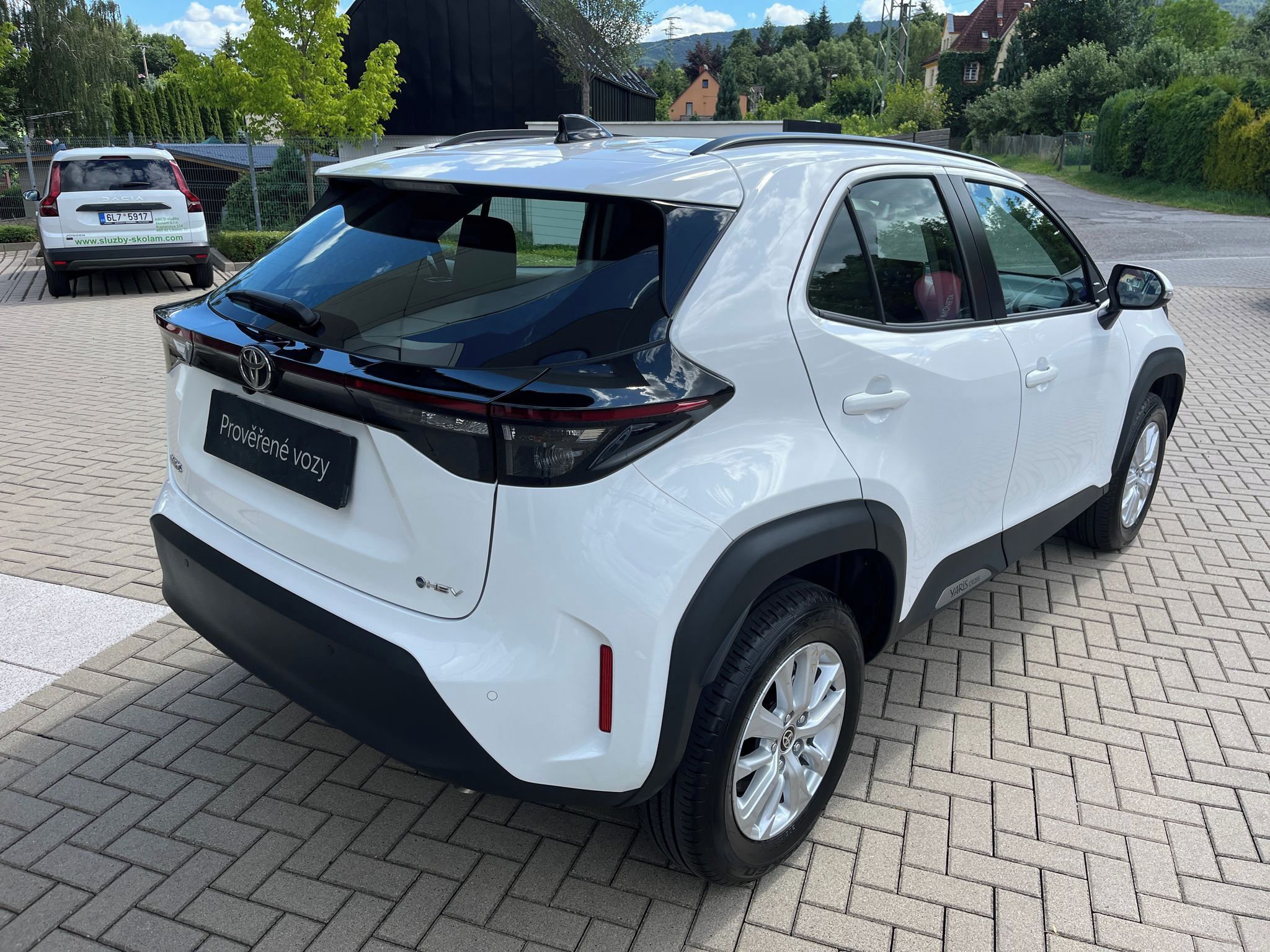 Toyota Yaris Cross, 1.5 Hybrid e-CVT Comfort - fotka 6