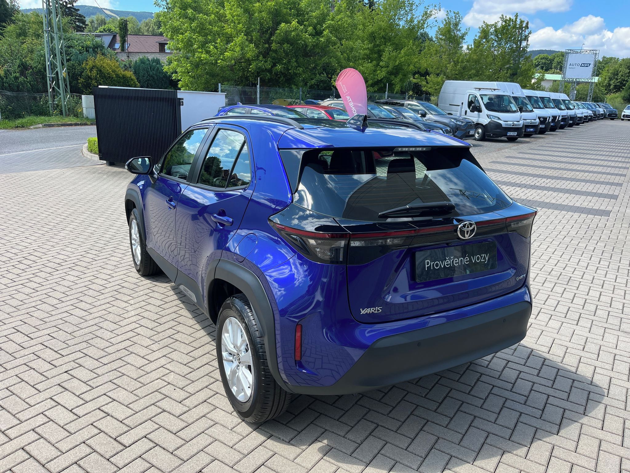 Toyota Yaris Cross, 1.5 Hybrid e-CVT Comfort - fotka 4
