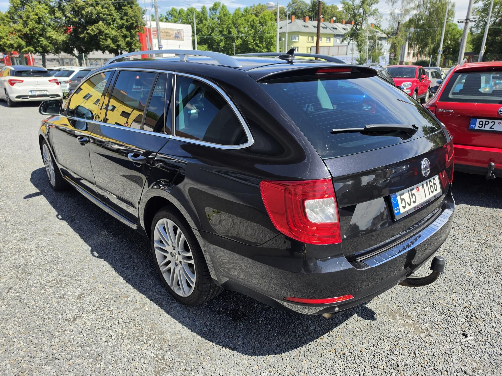 Škoda Superb, 2.0 TDi DSG TZ Xenon - fotka 3