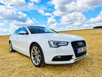 AUDI A5  3.0 TDI  4x4   S-LINE
