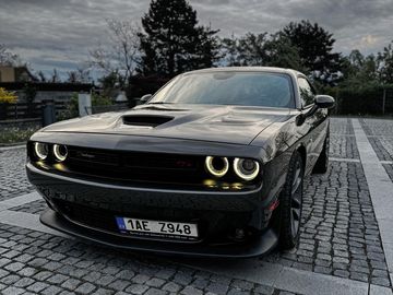 Dodge Challenger R/T Scat Pack