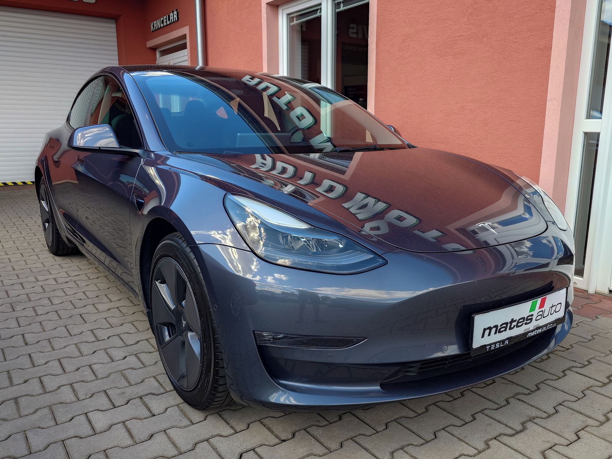 Tesla Model 3, Long Range Dual Motor 366 kW S - fotka 5