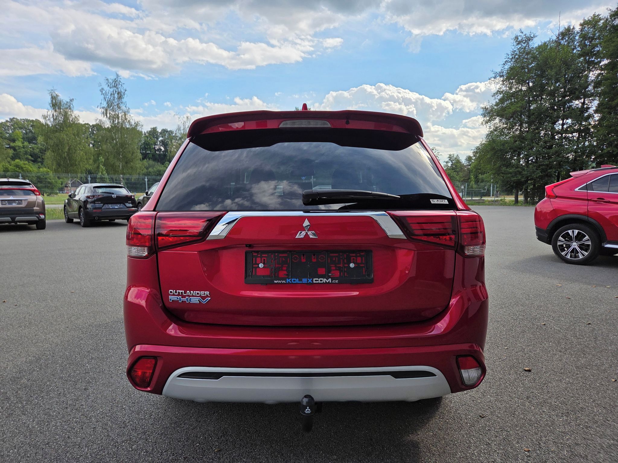 Mitsubishi Outlander, 2.4 PHEV 4x4, odpočet DPH - fotka 4