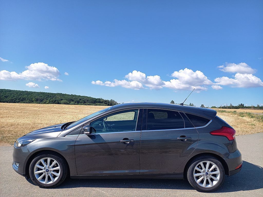 Ford Focus, 1,6 klima+Navi+alu+LPG - fotka 5
