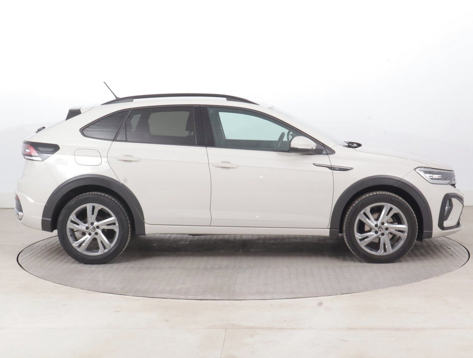 Volkswagen Taigo, 1.0 TSI, R-Line, Automat - fotka 6