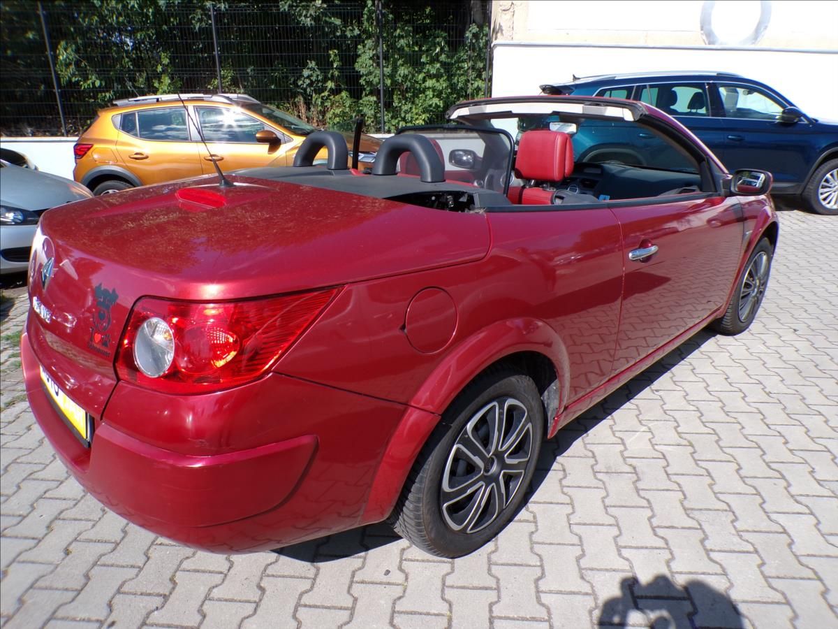 Renault Mégane, 2,0 16V - fotka 5