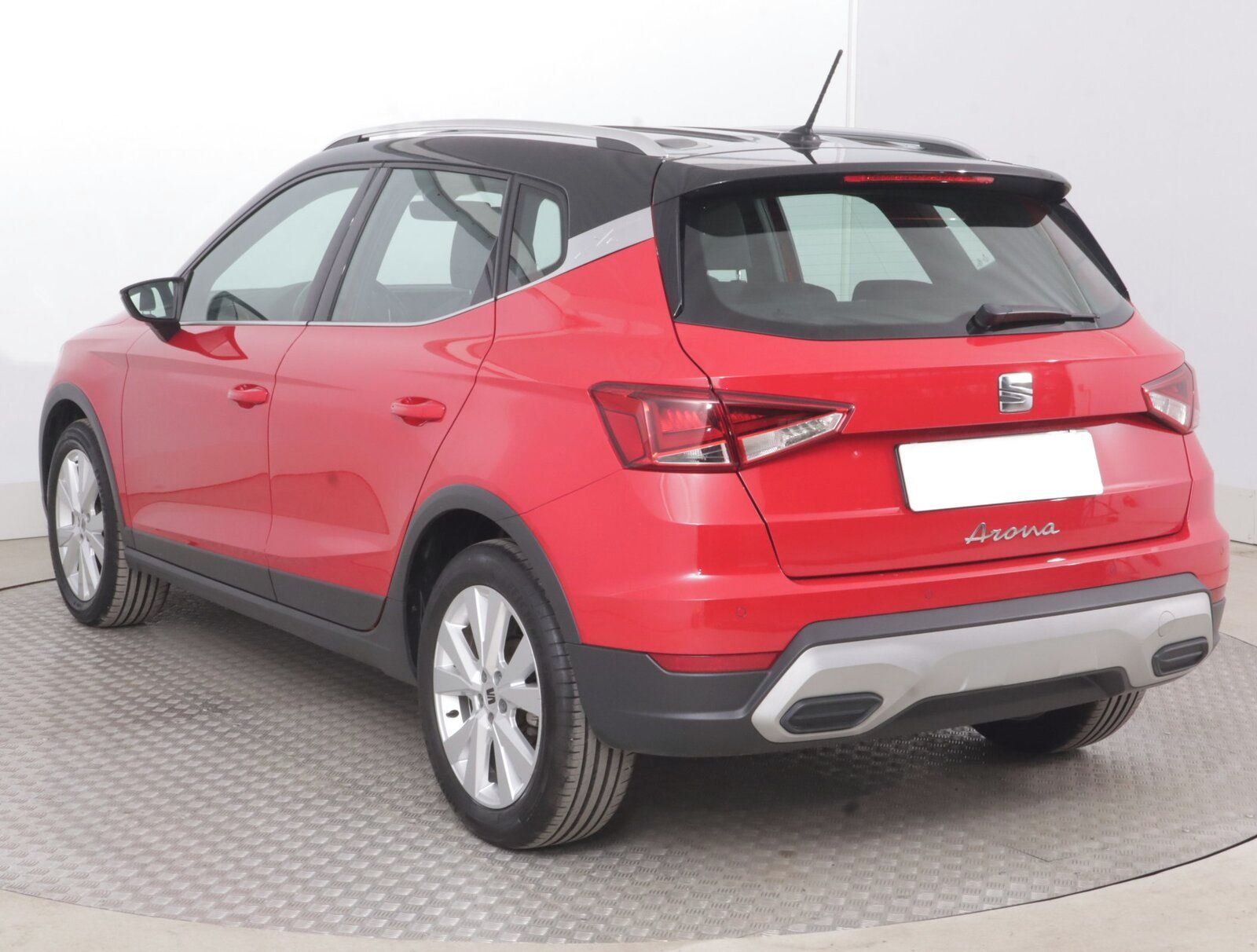 Seat Arona, 1.0 TSI, Xperience, Serv.kniha - fotka 4