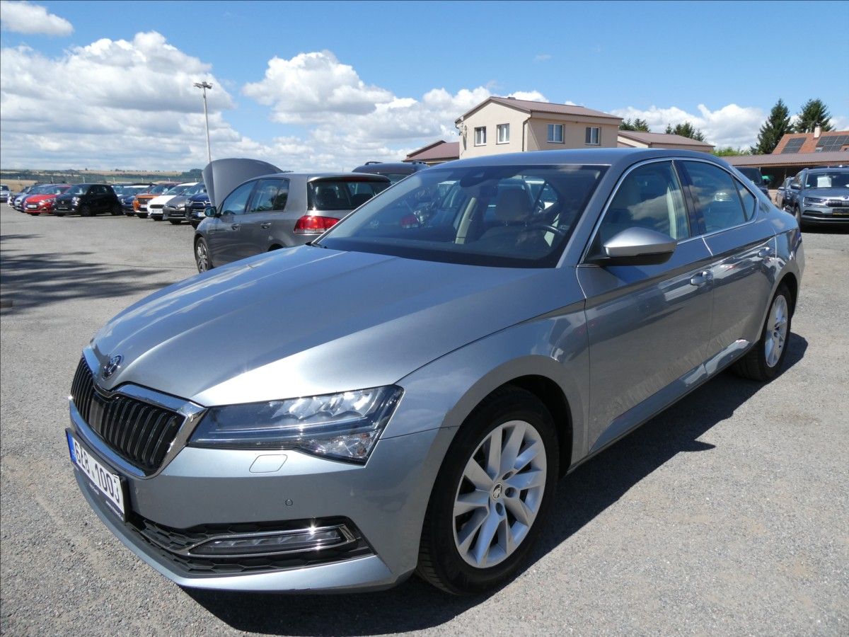 Škoda Superb, 1,5 TSi 110kW 1.majitel,DSG,ČR - fotka 3