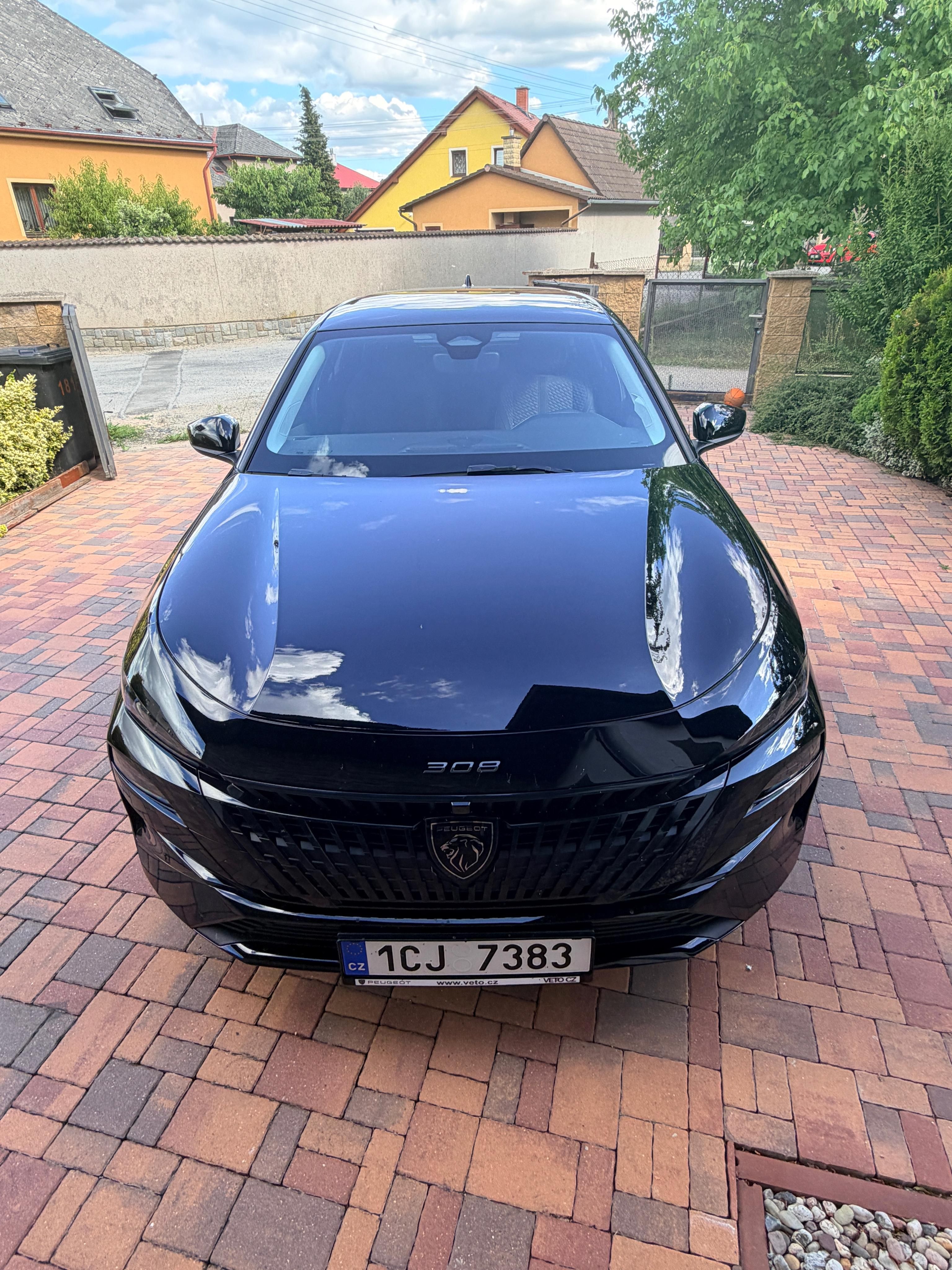 Peugeot 308, ALLURE BlueHDi 130 EAT8, 3km - fotka 5
