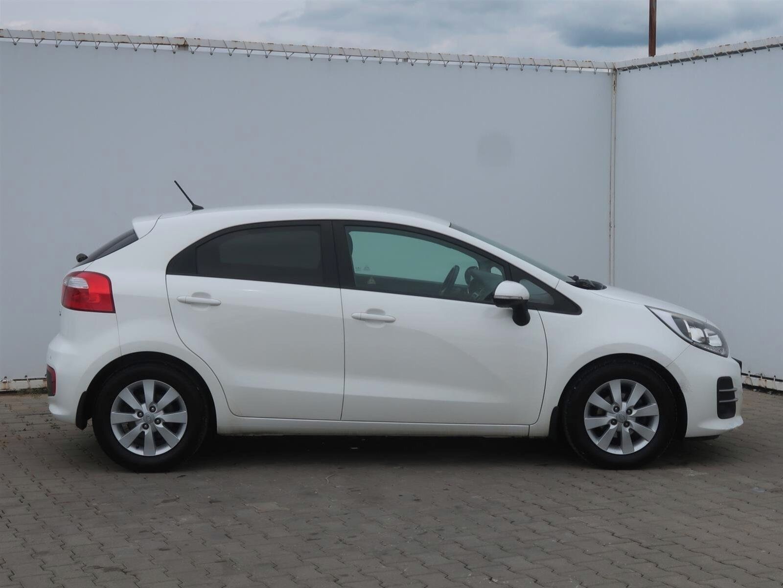 Kia Rio, 1.25 CVVT, Serv.kniha - fotka 6
