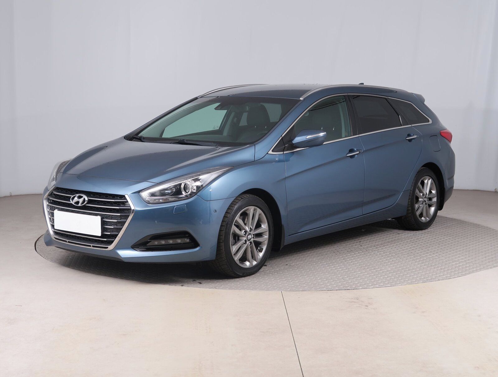 Hyundai i40, 1.7 CRDi, Automat, Kůže, Navi - fotka 2