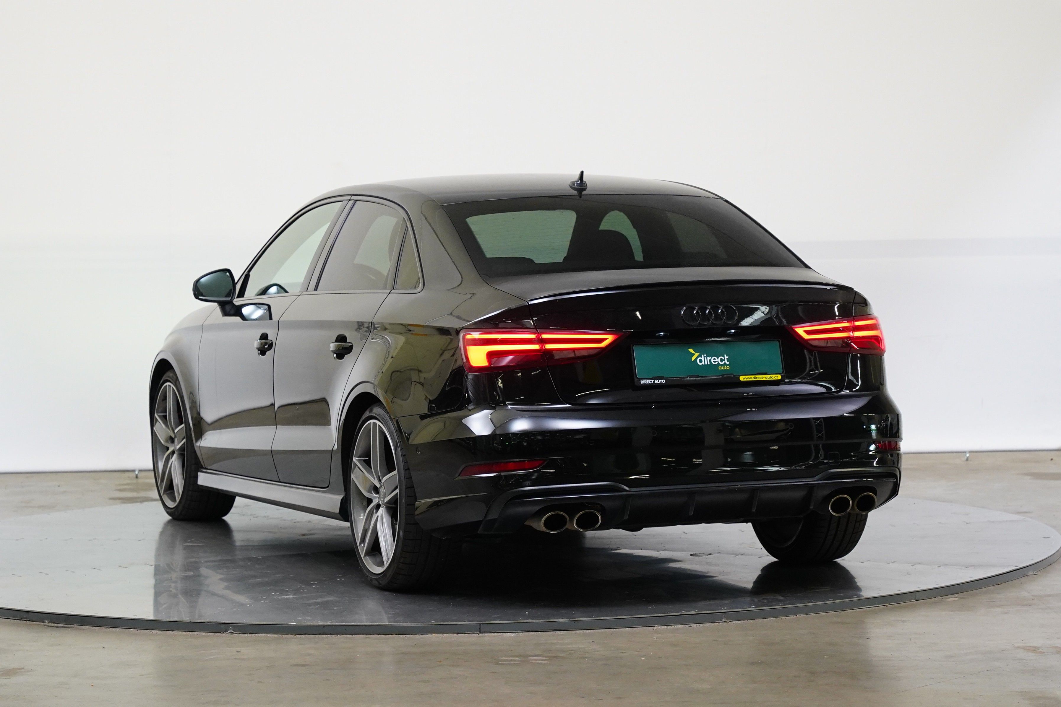 Audi S3, 2.0TFSI 221 kW Quattro S-tronc - fotka 6