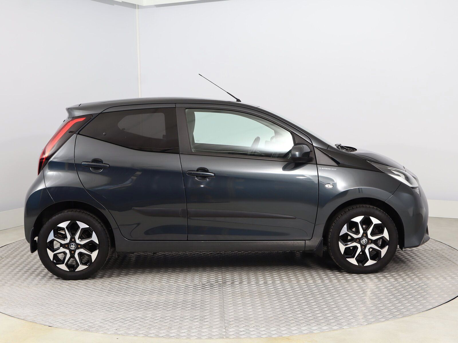 Toyota Aygo, 1.0 VVT-i, ČR,1.maj, Klima - fotka 6