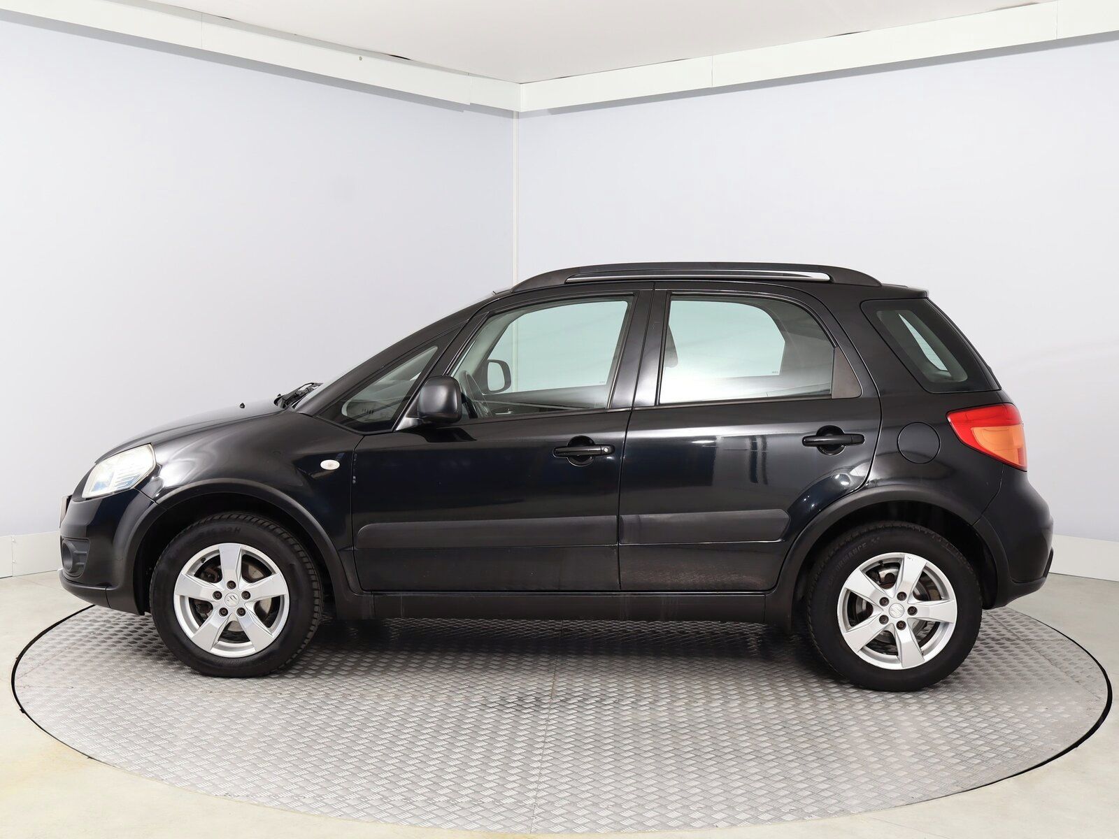 Suzuki SX4, 1.6 VVT, 4X4, Klima - fotka 3