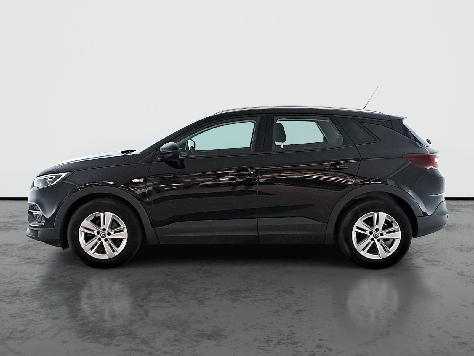 Opel Grandland X, 1.2 Turbo, ČR,1.maj - fotka 3