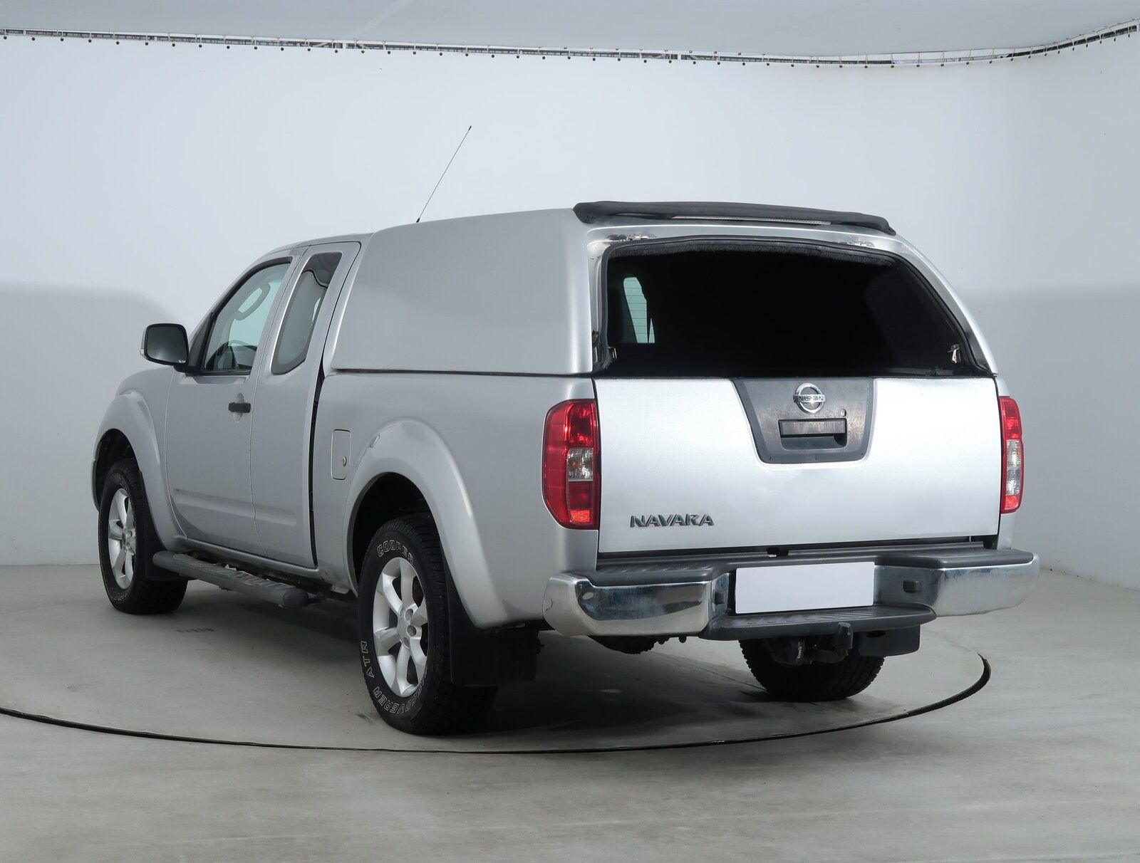 Nissan Navara, 2.5 DCi, 4X4 - fotka 4