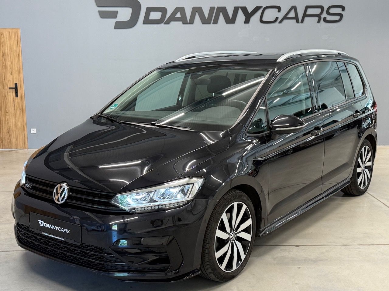 Volkswagen Touran, 1.5TSI 110kw, paket R-LINE