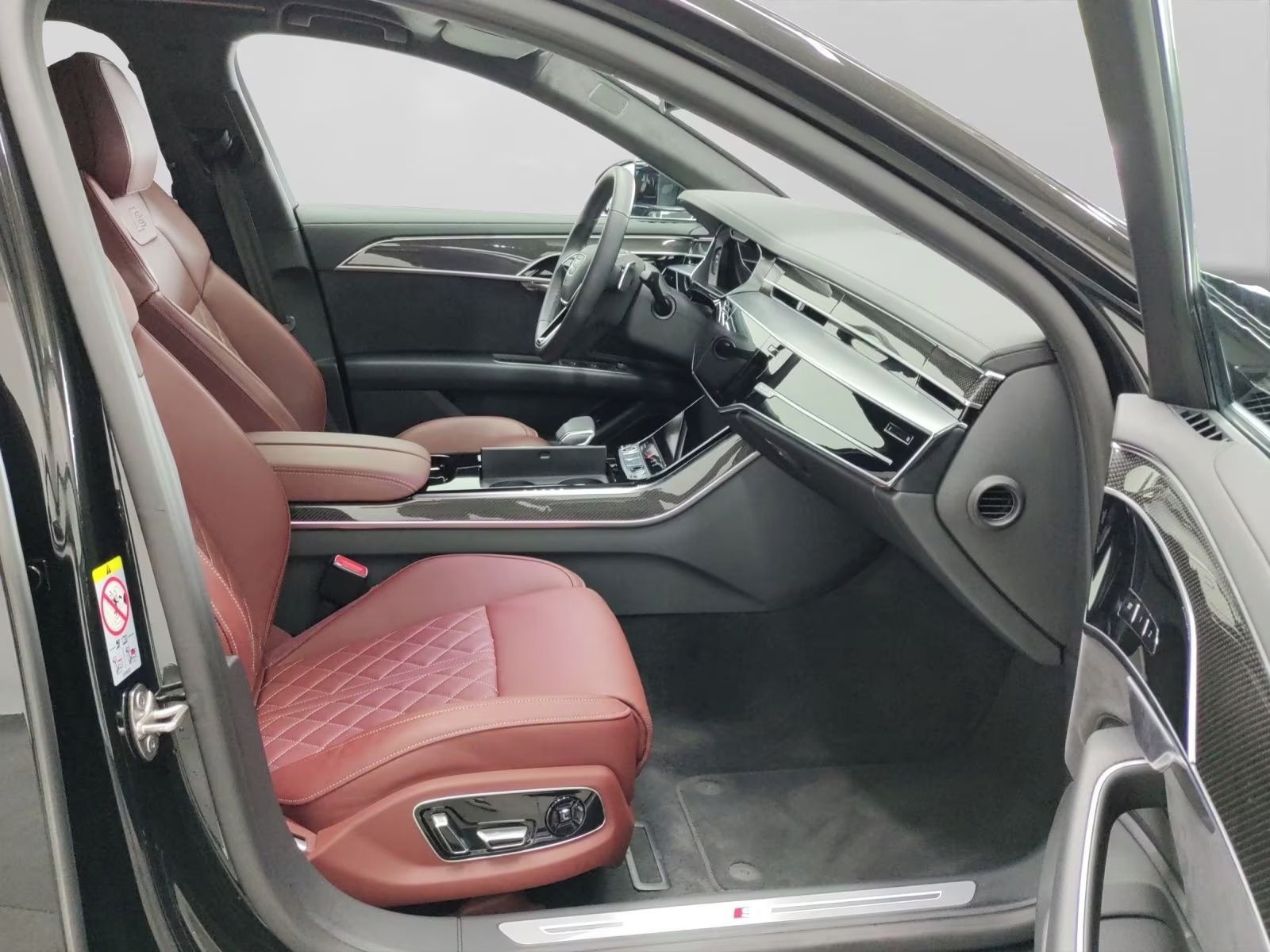 Audi A8, 60 TFSI e quattro*Kůže*360°* - fotka 4