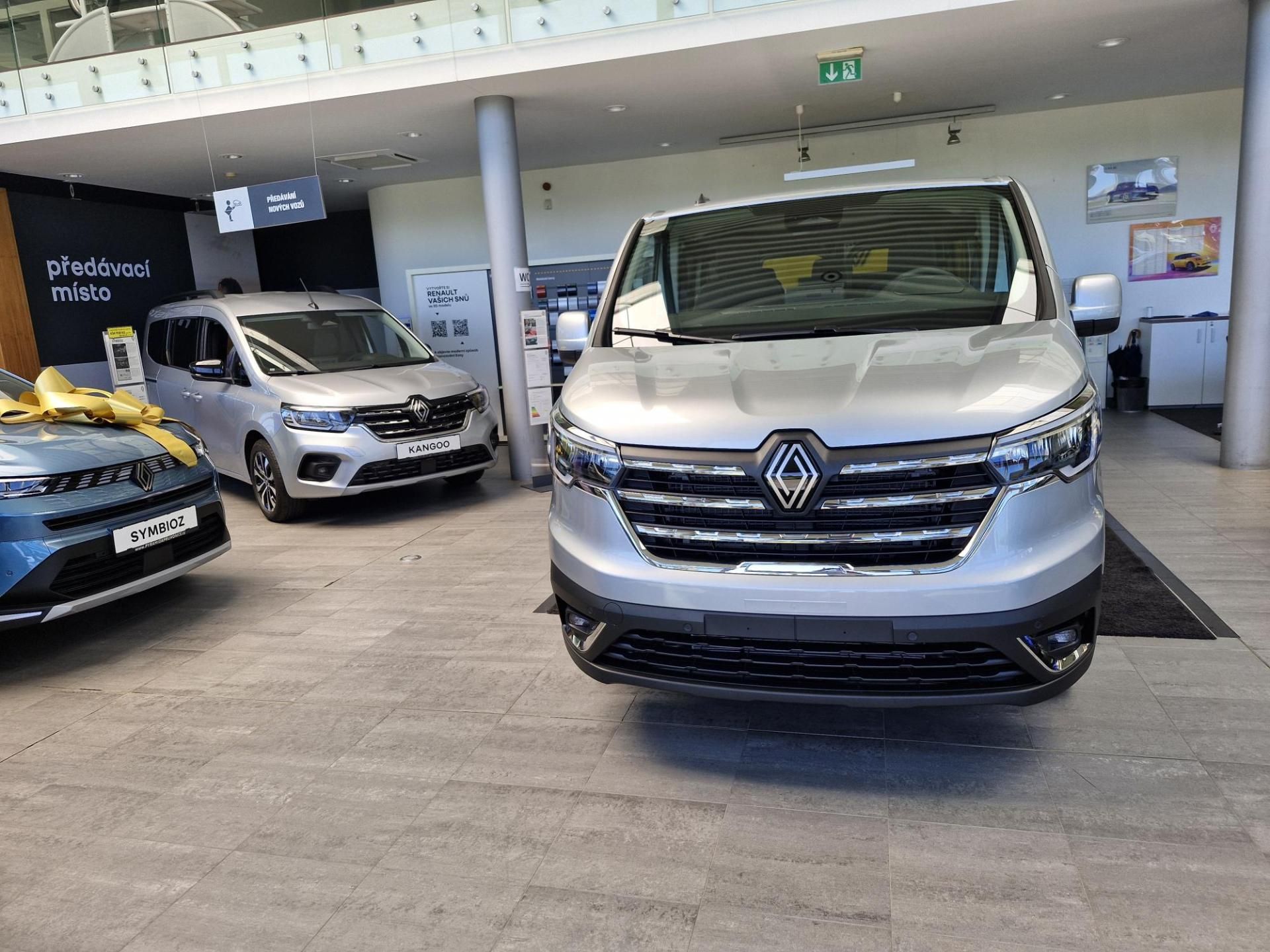 Renault Trafic, L2 Equilibre 150k 8míst - fotka 2