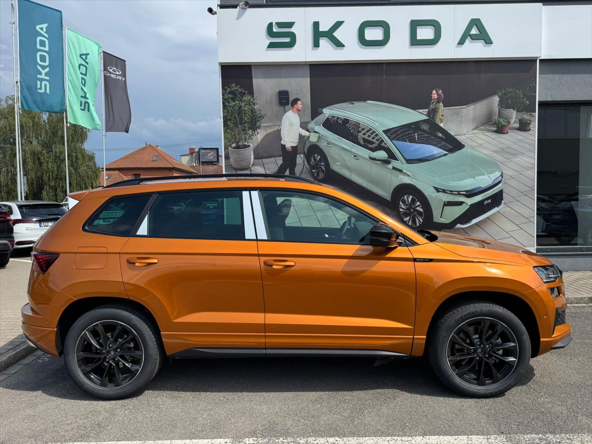 Škoda Karoq, 2,0 TDI 110 kW 4x4  Sportline - fotka 4