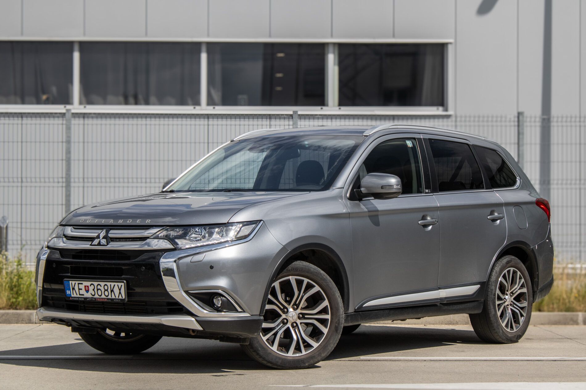 Mitsubishi Outlander