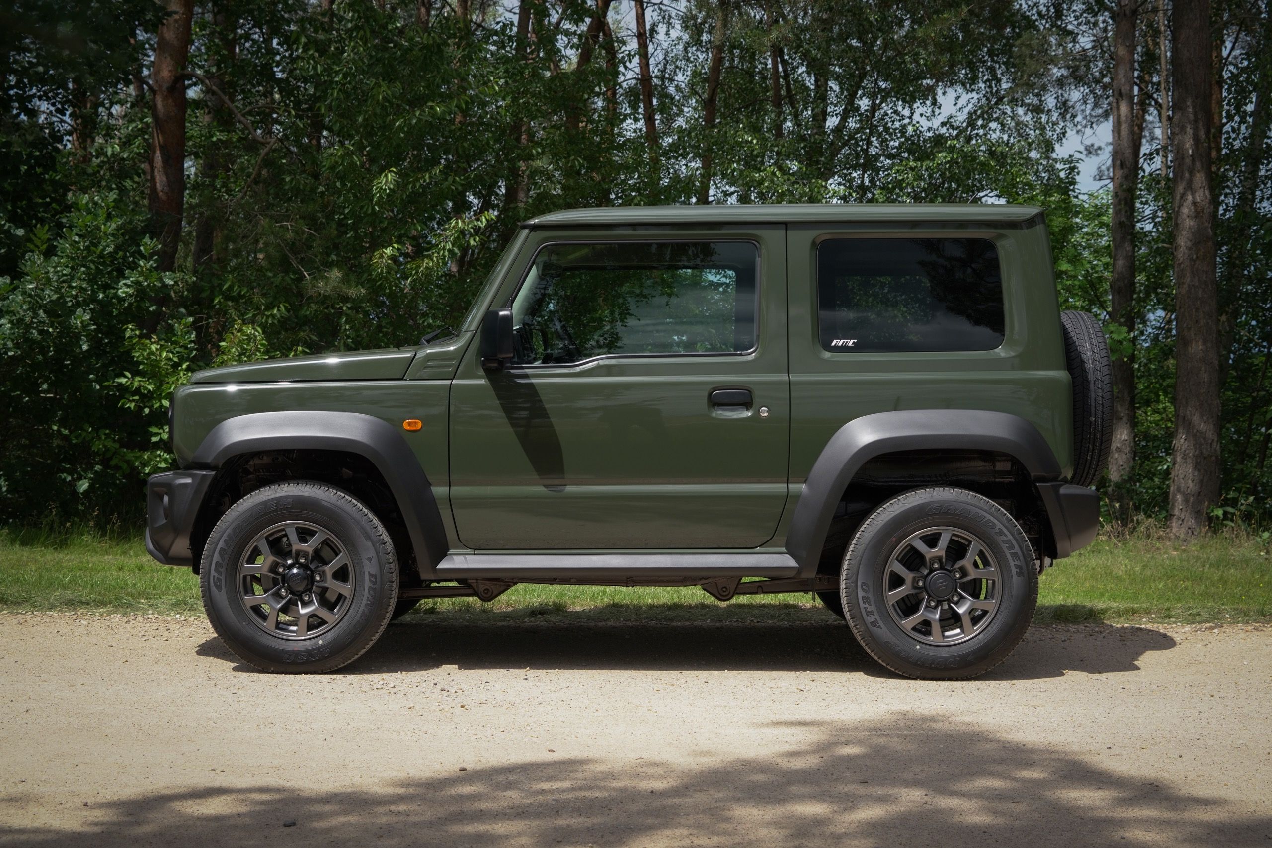 Suzuki Jimny, 1.5 GL, automat + záruka - fotka 3