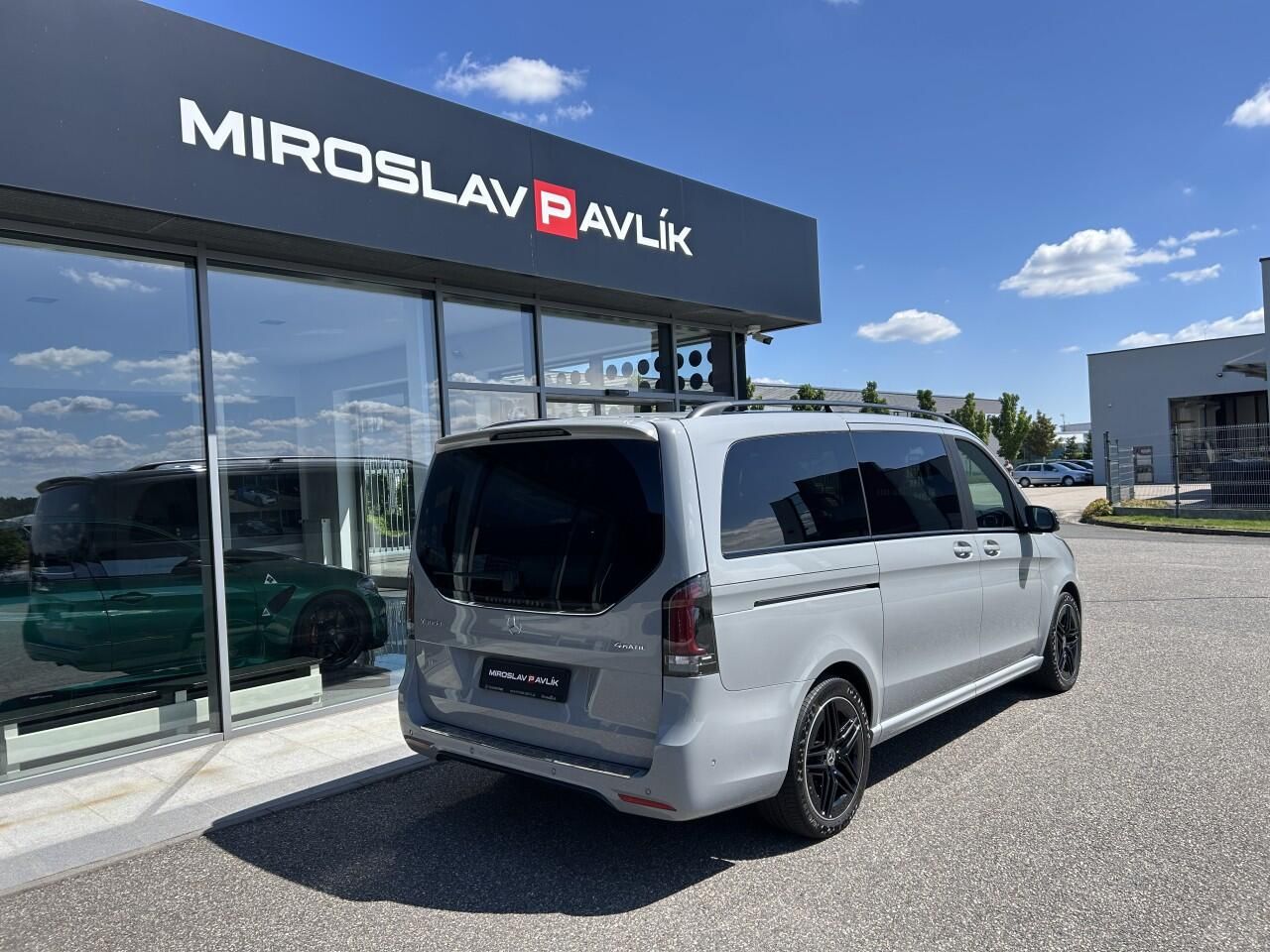 Mercedes-Benz Třídy V, V 300d 4MATIC EXCLUSIVE L AMG - fotka 5
