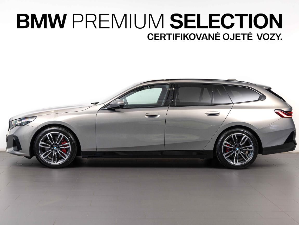 BMW Řada 5, 540d xDrive Touring - fotka 3