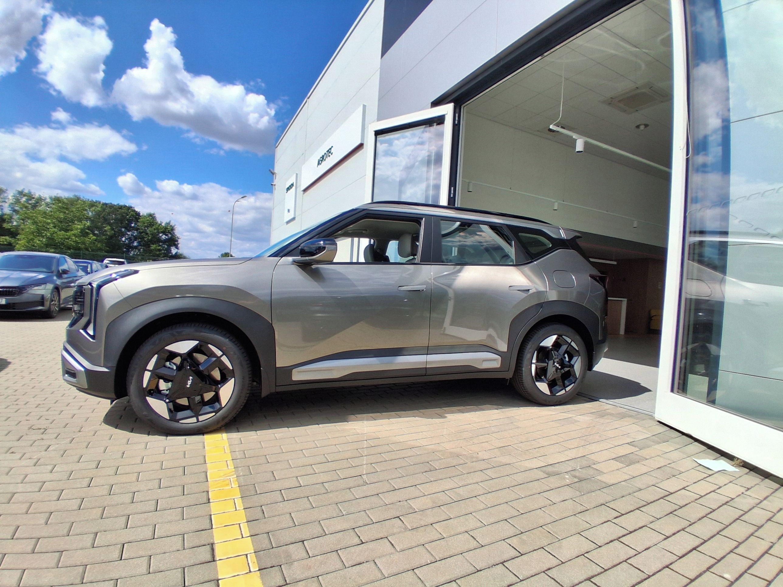 Kia Seltos, 1,6 T-GDI 4x2 7DCT Exclusive - fotka 6