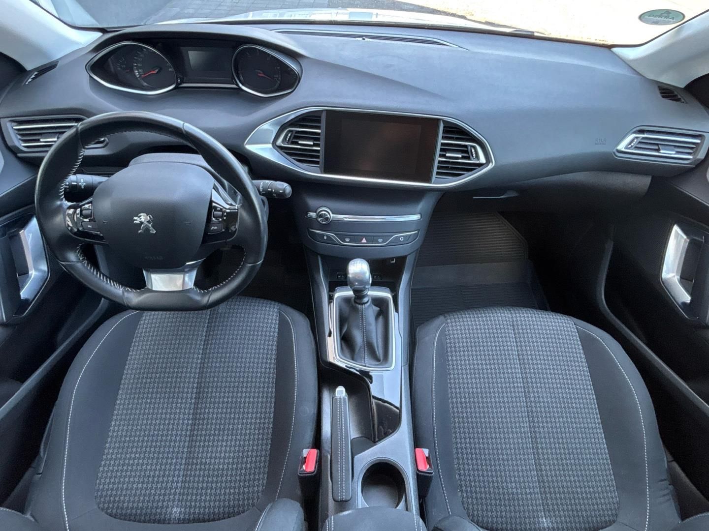 Peugeot 308, 1.5 Hdi / 75 kW Active - fotka 5