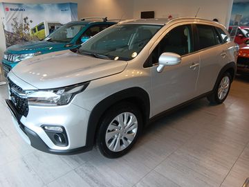 PREMIUM 1.4 HYBRID M/T 4x4