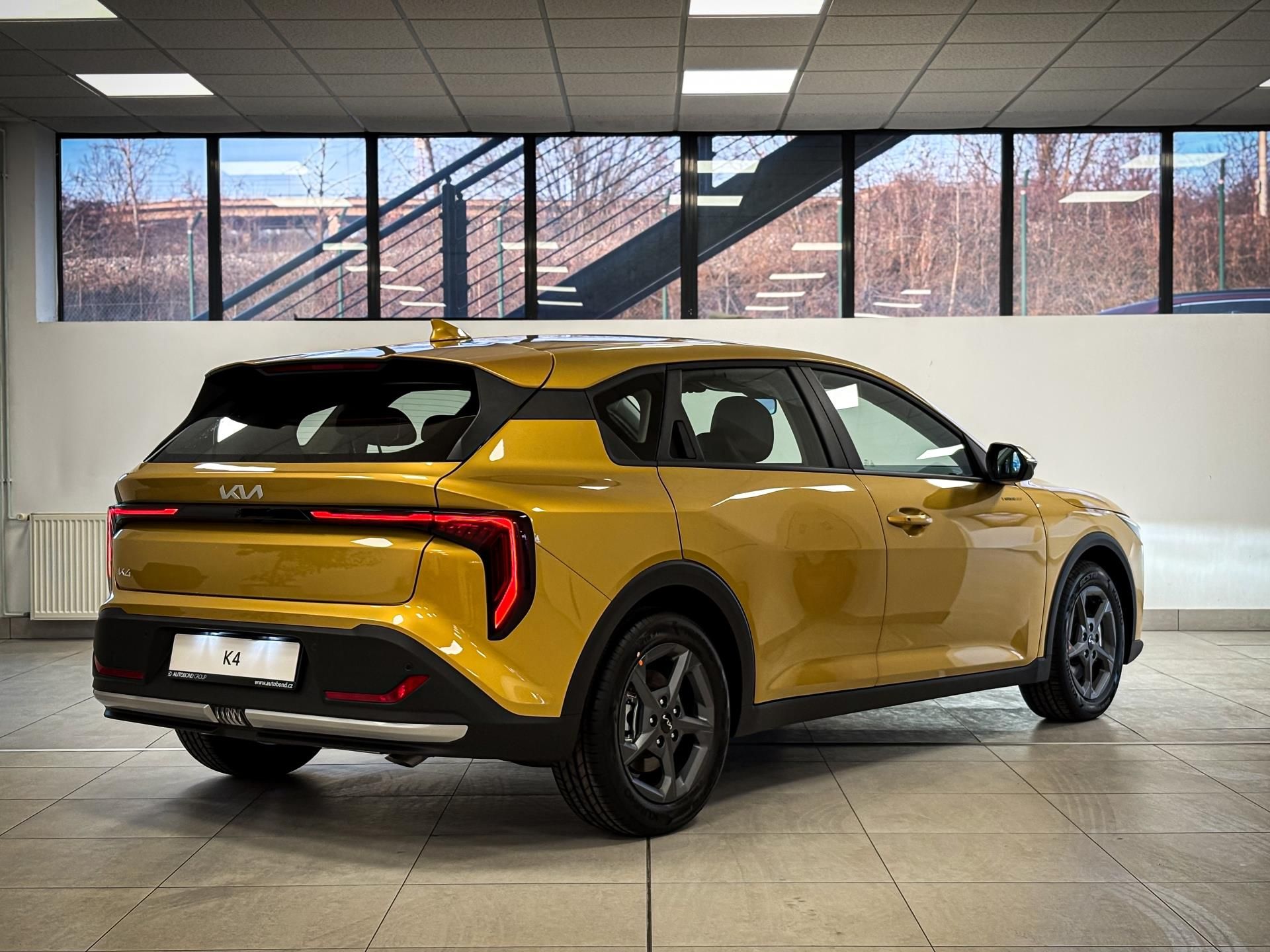 Kia K4, TOP 1.6 T-GDi 110kW 7DCT - fotka 4