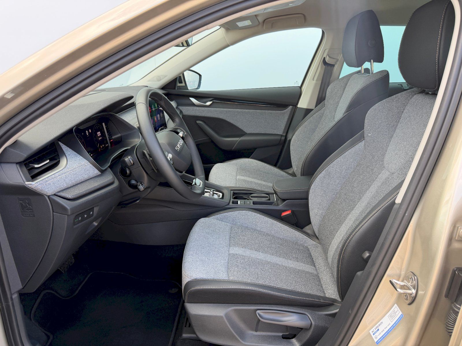 Škoda Octavia, 1.5 TSI 110kW DSG Top Selectio - fotka 5