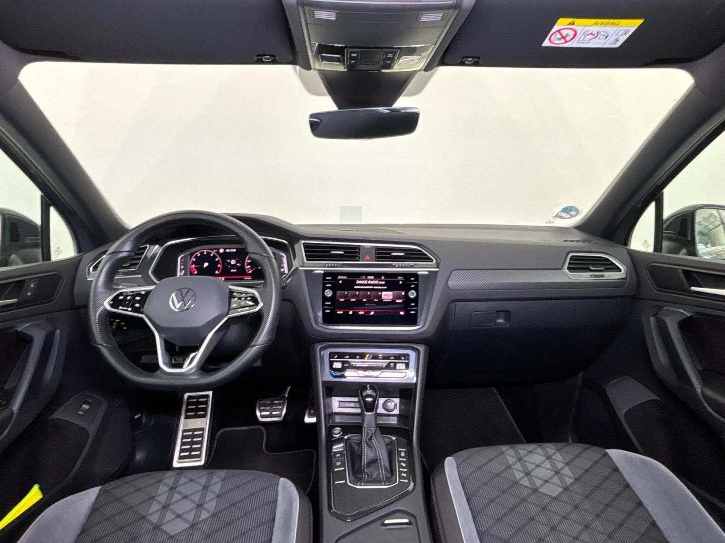 Volkswagen Tiguan, 1.5 TSI / 110 kW R-Line DSG - fotka 5