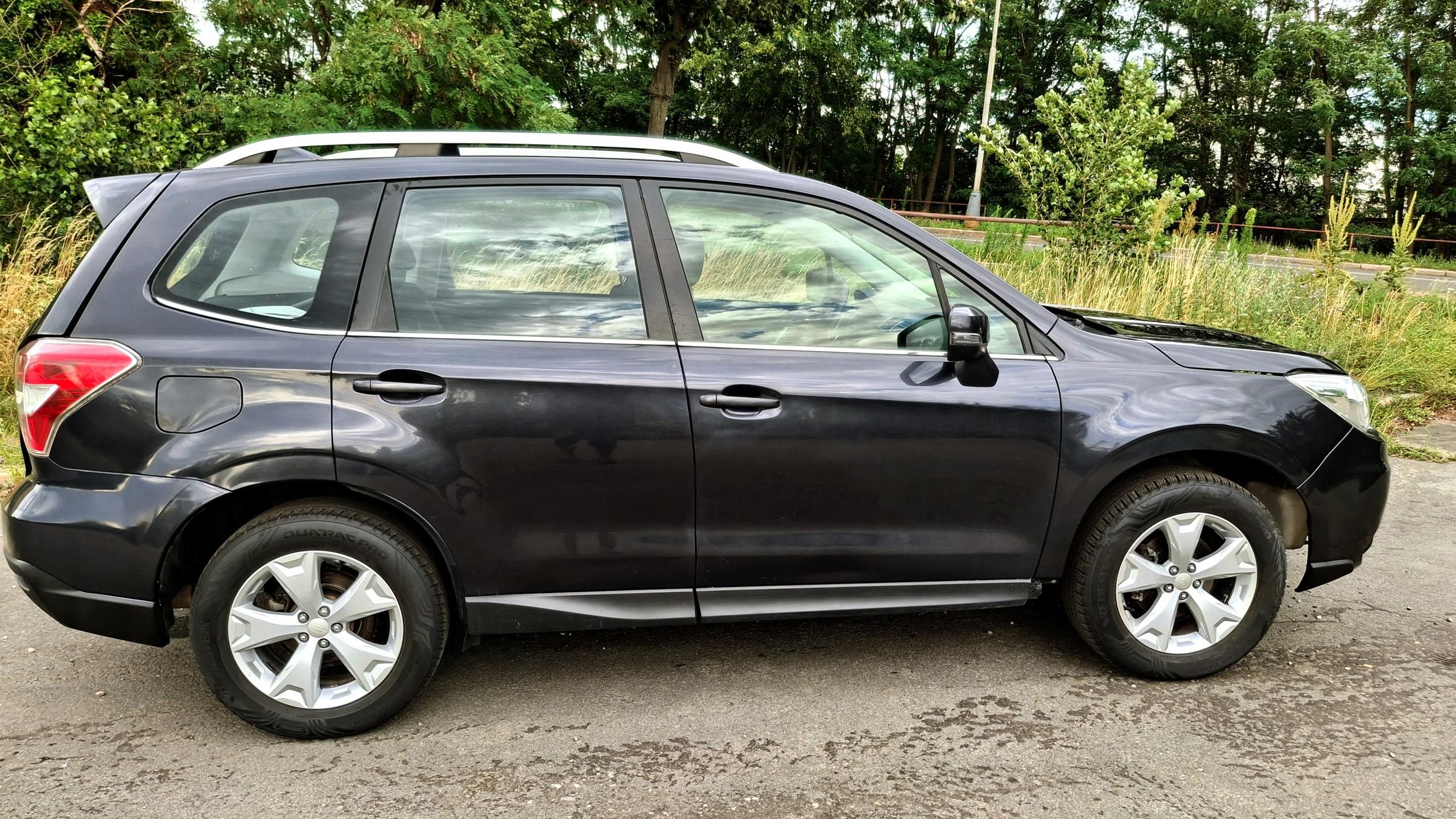 Subaru Forester, 2.0 benzin 110 kw 4x4 - fotka 5