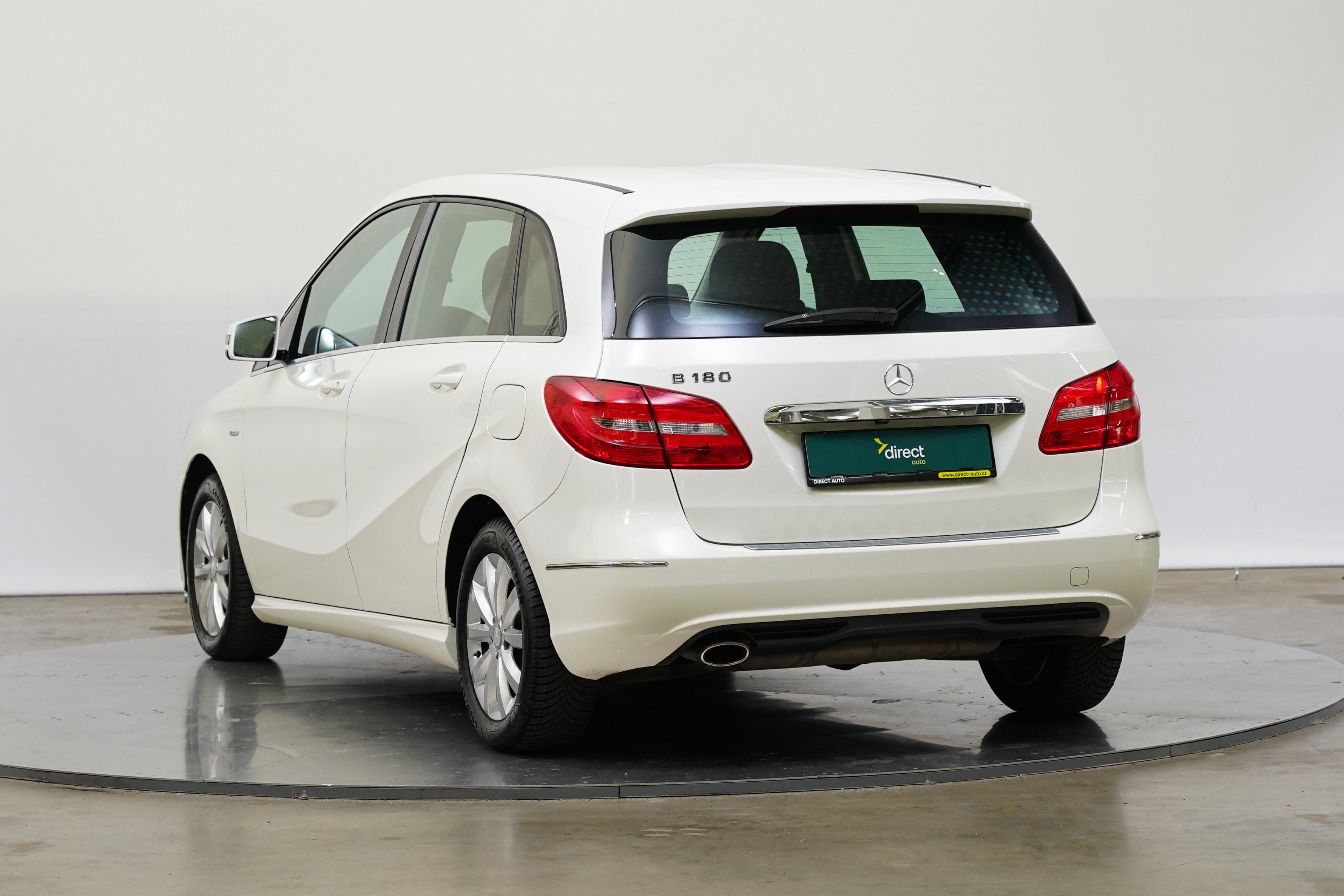 Mercedes-Benz Třídy B, 180 i 90 kW - fotka 6