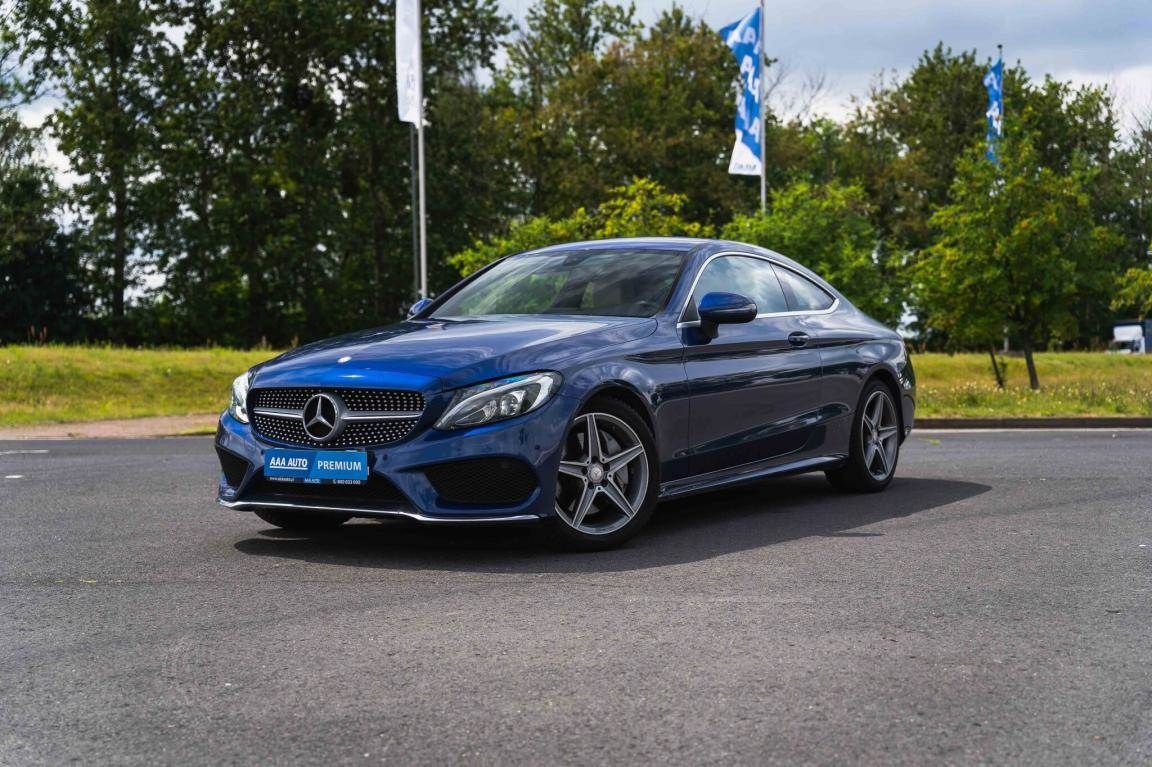 Mercedes-Benz Třídy C, 300, Automat, Kůže, Navi - fotka 4