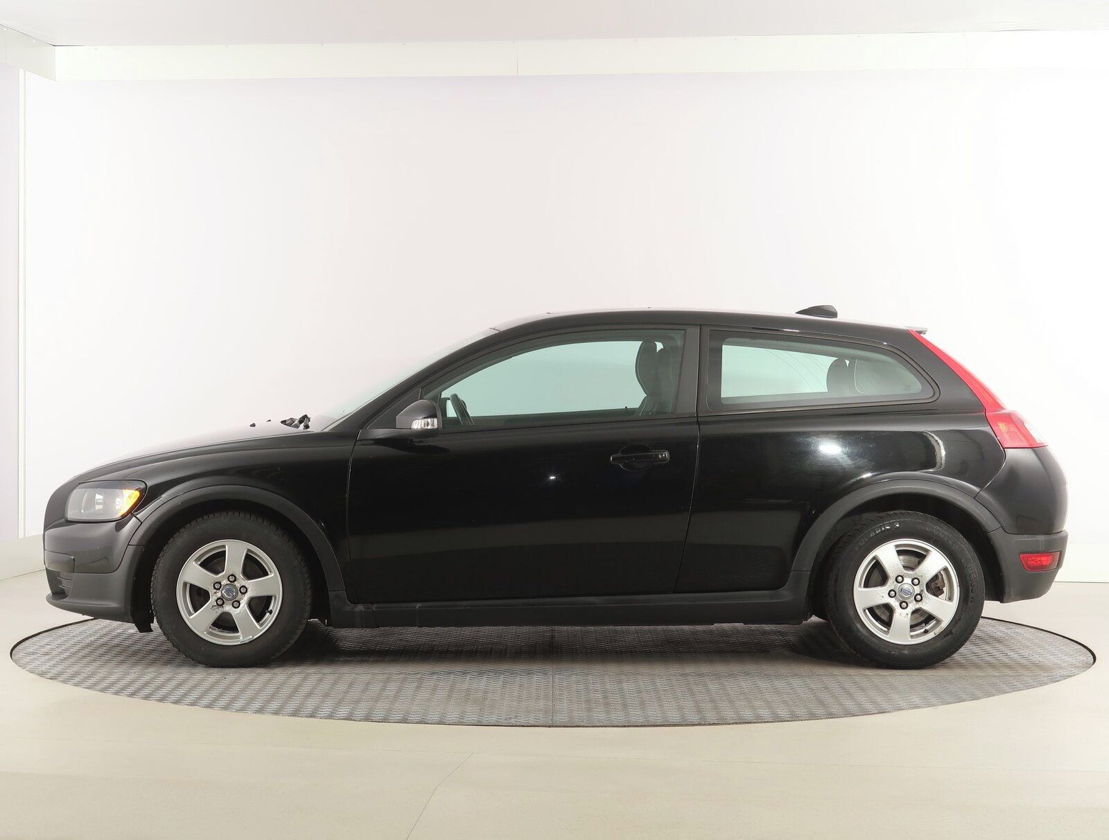 Volvo C30, 1.6 i, Serv.kniha, po STK - fotka 3