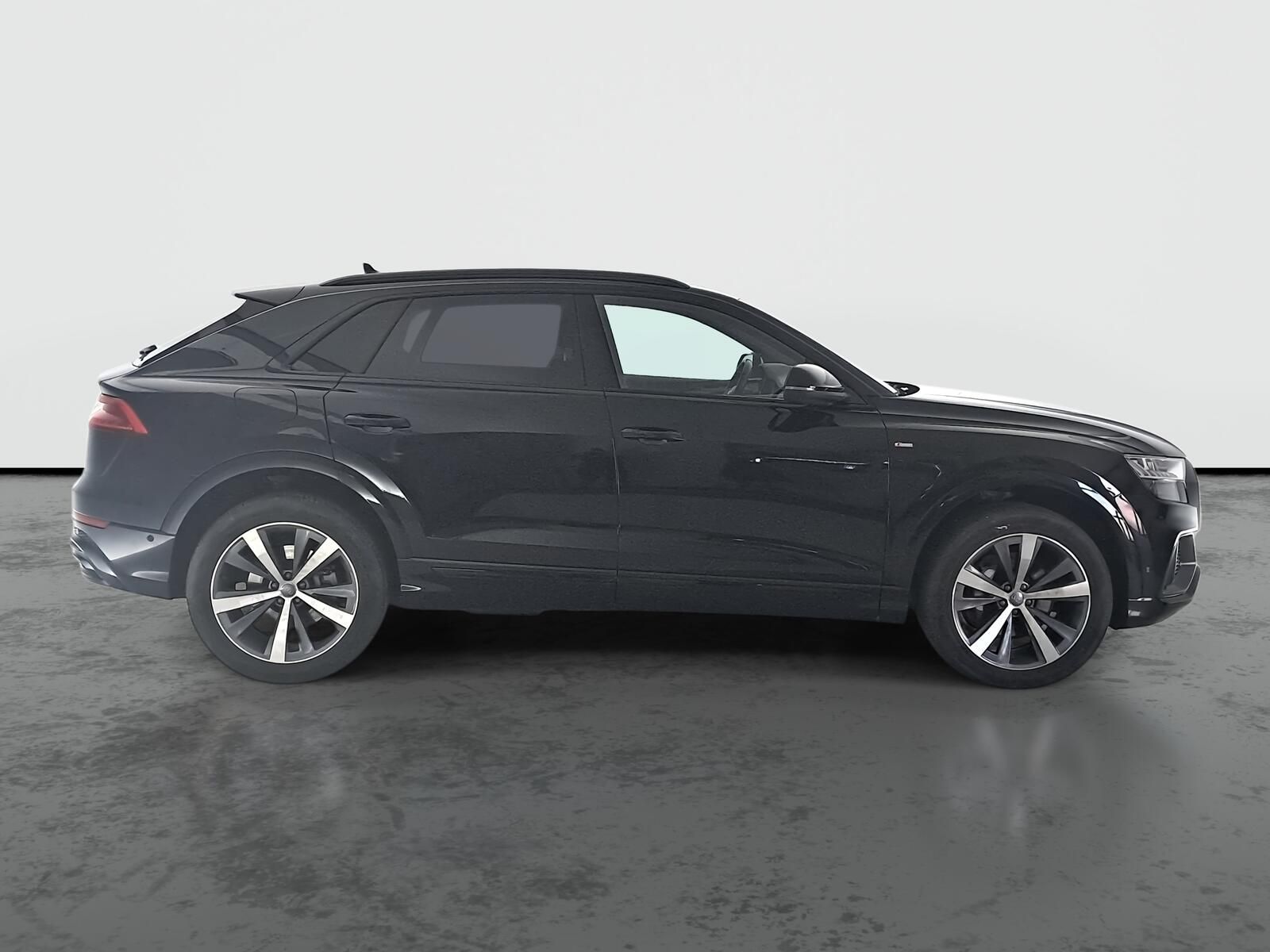 Audi Q8, 50 TDI - fotka 6