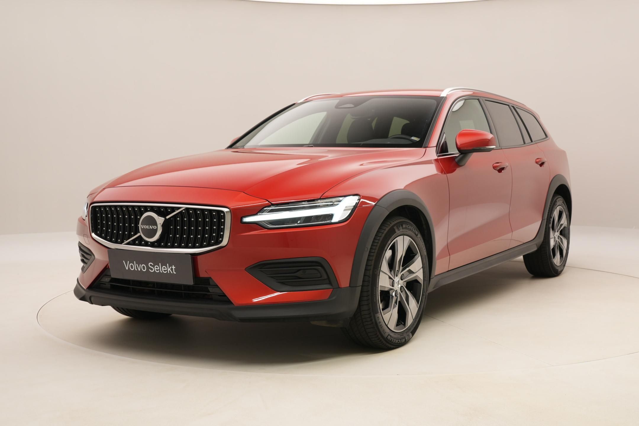 Volvo V60, CC B5 AWD PLUS AUT CZ 1.maj