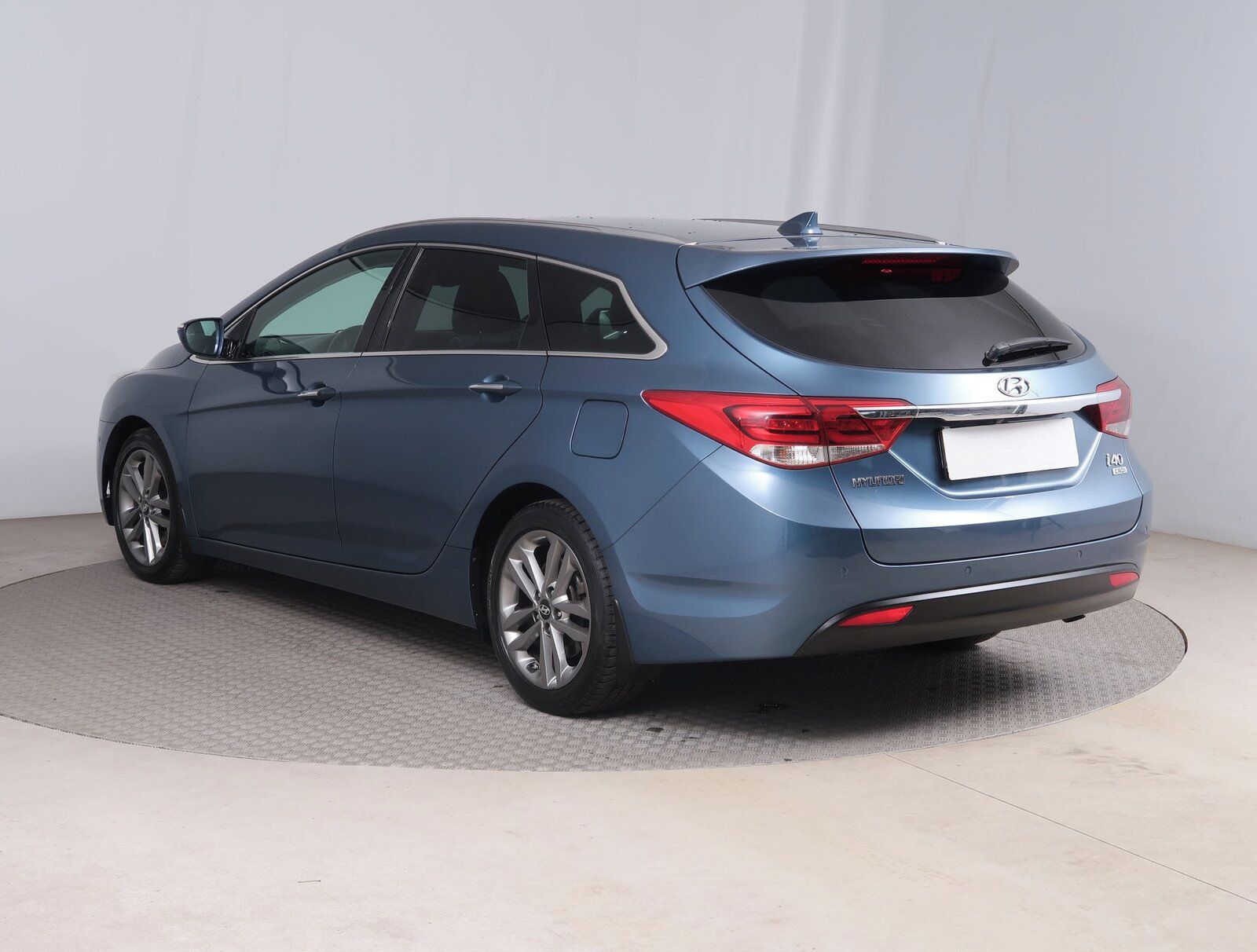 Hyundai i40, 1.7 CRDi, Automat, Kůže, Navi - fotka 4